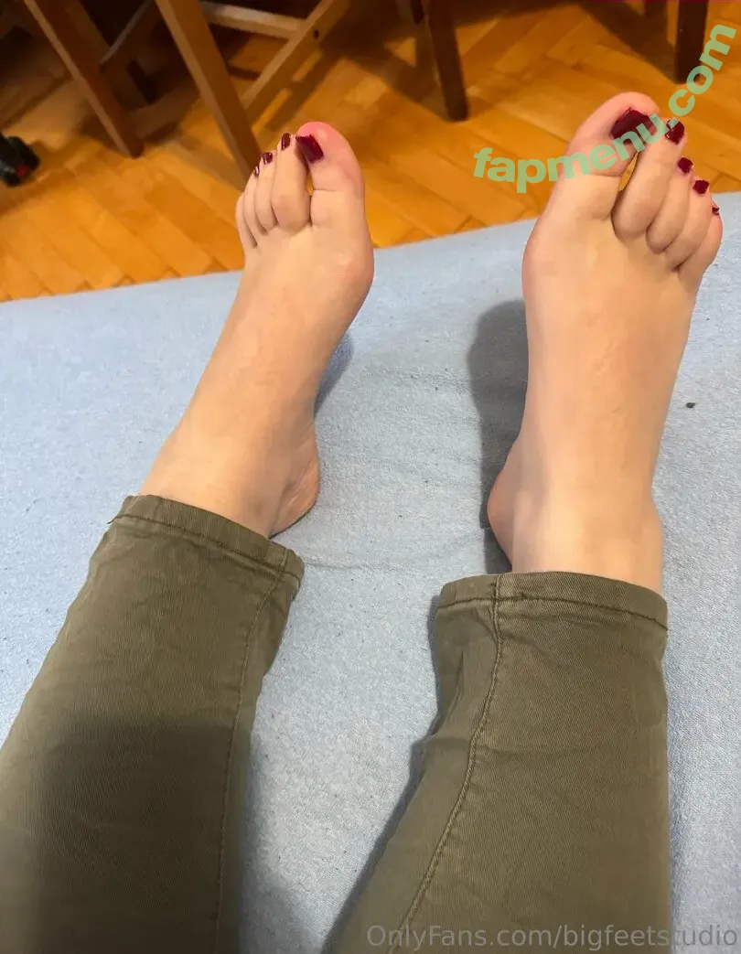 bigfeetstudio nude photo #0038 (reel)