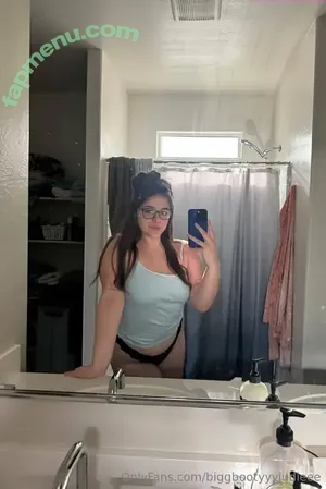 biggbootyyyjudieee / bigbootyyjuddii nude photo #0037