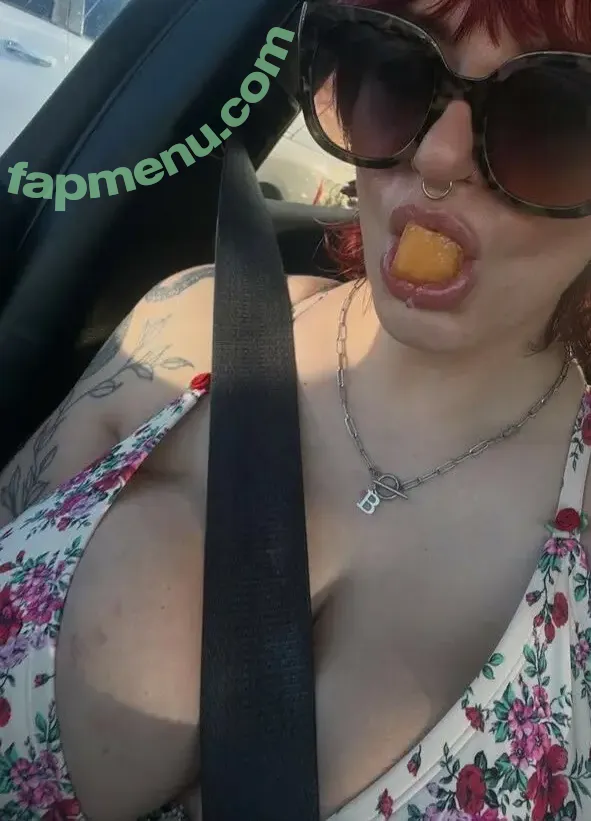 Biggratbastard nude photo #0074 (bigggstarr / briii_assshhh)