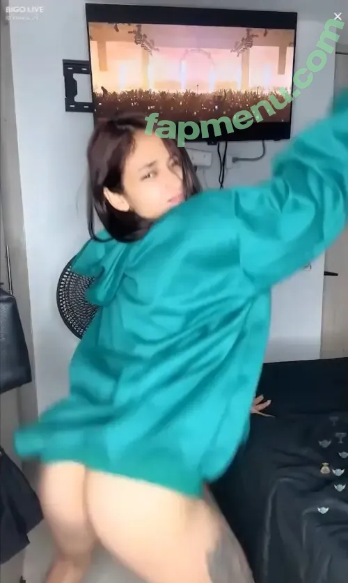 Bigo Live nude photo #0407 (Bigo Live)