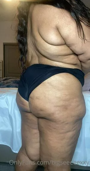 bigseeeeexxy / bigseeeeeexxy nude photo #0042