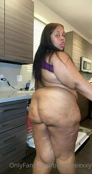 bigseeeeexxy / bigseeeeeexxy nude photo #0109