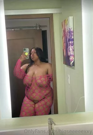 bigseeeeexxy / bigseeeeeexxy nude photo #0161