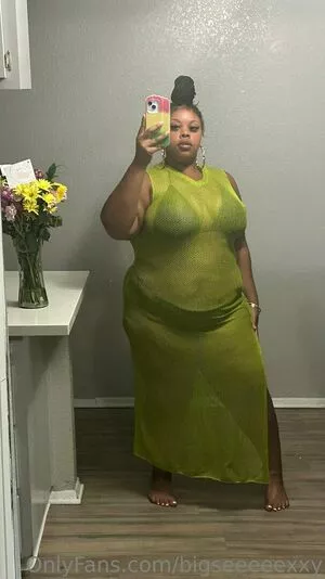 bigseeeeexxy / bigseeeeeexxy nude photo #0460