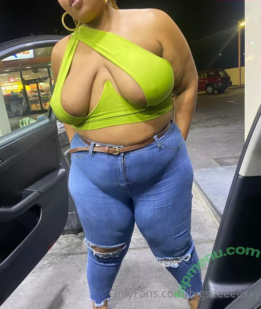 bigseeeeexxy nude photo #0007 (bigseeeeeexxy)