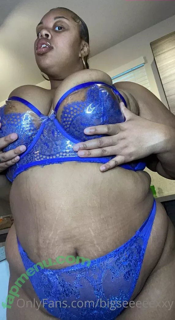 bigseeeeexxy nude photo #0070 (bigseeeeeexxy)