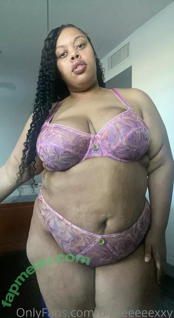 bigseeeeexxy nude photo #0121 (bigseeeeeexxy)