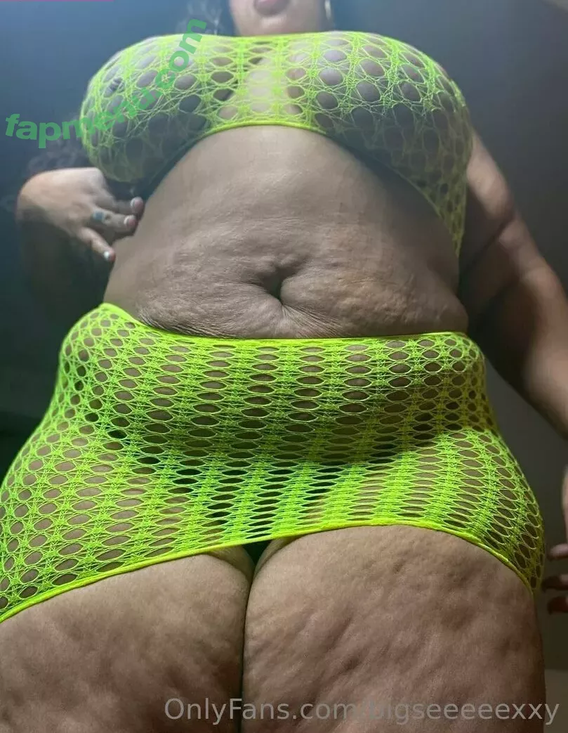 bigseeeeexxy nude photo #0169 (bigseeeeeexxy)