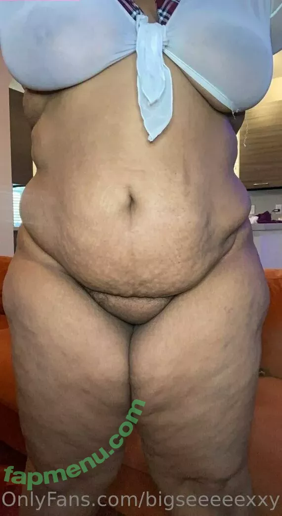 bigseeeeexxy nude photo #0381 (bigseeeeeexxy)