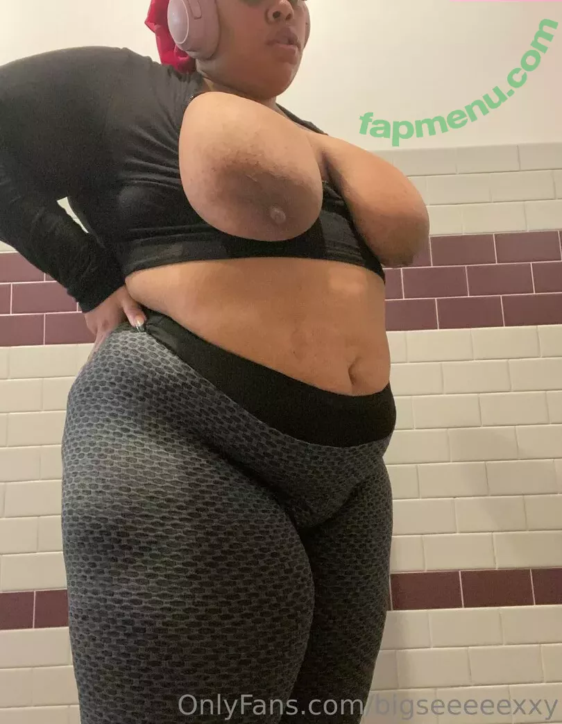 bigseeeeexxy nude photo #0406 (bigseeeeeexxy)