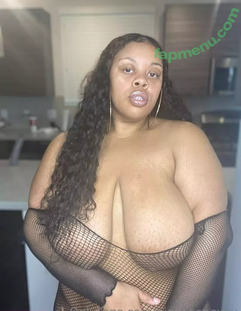 bigseeeeexxy nude photo #0429 (bigseeeeeexxy)