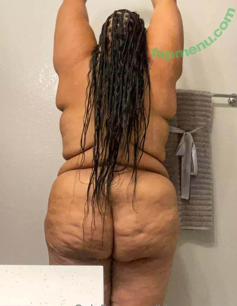 bigseeeeexxy nude photo #0701 (bigseeeeeexxy)