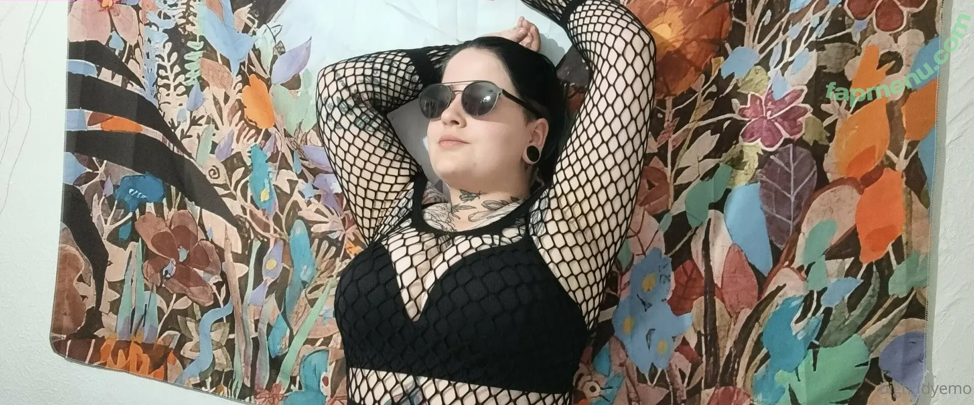 bigtiddyemo nude photo #0027 (slimdyme)