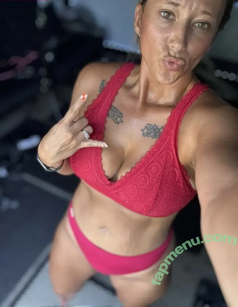 bigtitsmcgee612 nude photo #0090 (bigtmcgee612)