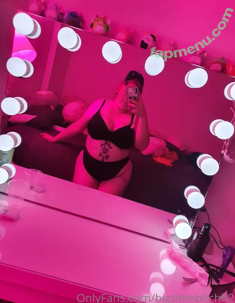 bigtittybitchh2 nude photo #0080 (bigtittybitchs)