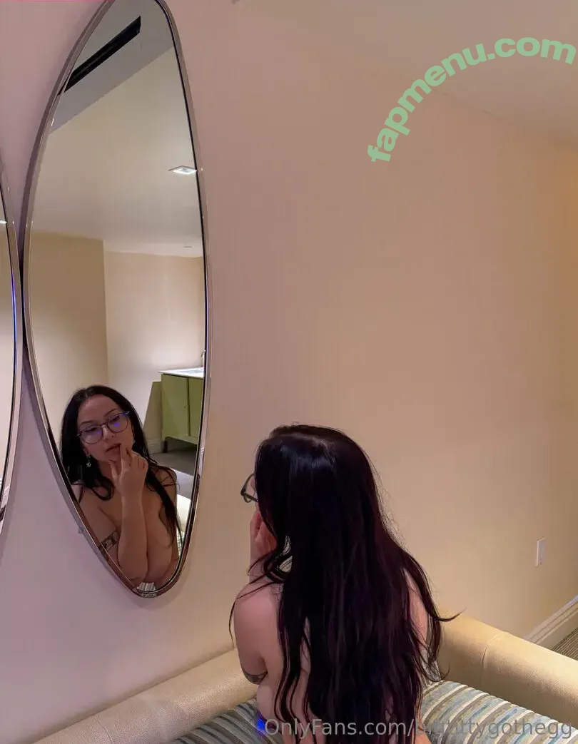 bigtittygothegg nude photo #0030 (Lee Lee / goth.egg / goth__egg)