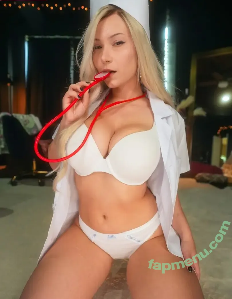 bigtittygothegg nude photo #0140 (Lee Lee / goth.egg / goth__egg)