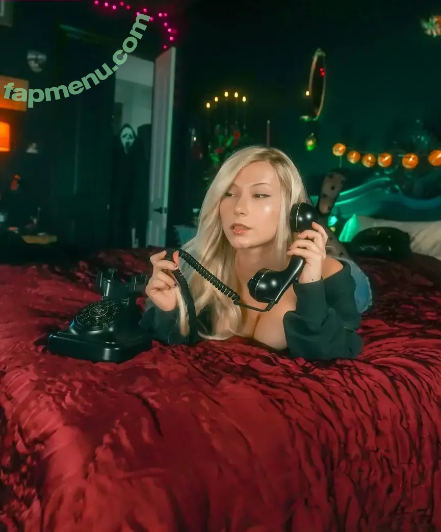 bigtittygothegg nude photo #0197 (Lee Lee / goth.egg / goth__egg)