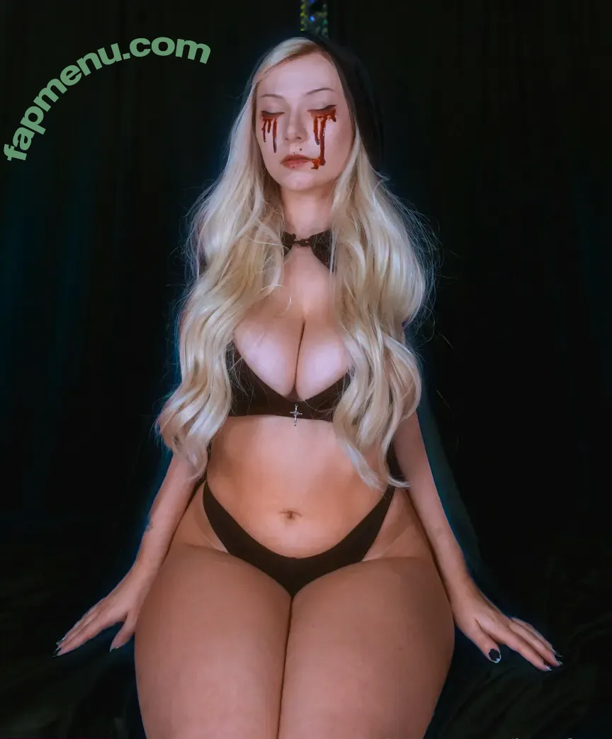 bigtittygothegg nude photo #0203 (Lee Lee / goth.egg / goth__egg)