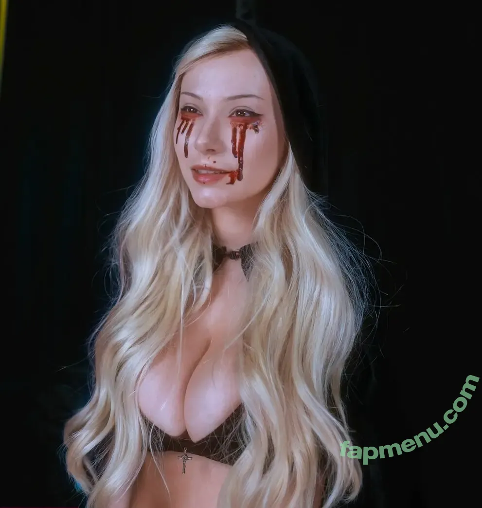 bigtittygothegg nude photo #0077 (Lee Lee / goth.egg / goth__egg)