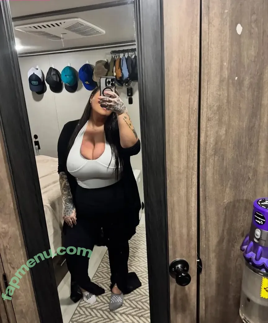 bigtittylicious23 nude photo #0015 (Court.love23 / tittytickler23)