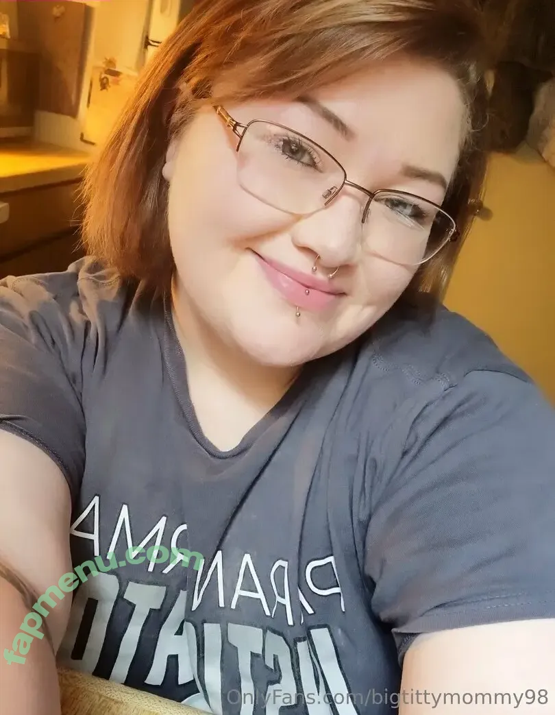 bigtittymommy98 nude photo #0014 (bigtittymommy98)