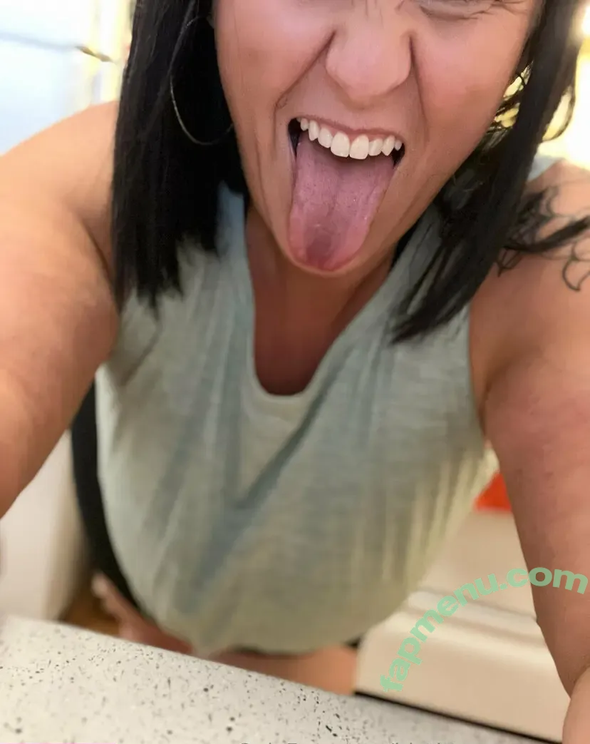 bigtittymommyxo nude photo #0027 (bigtittymommyxo)