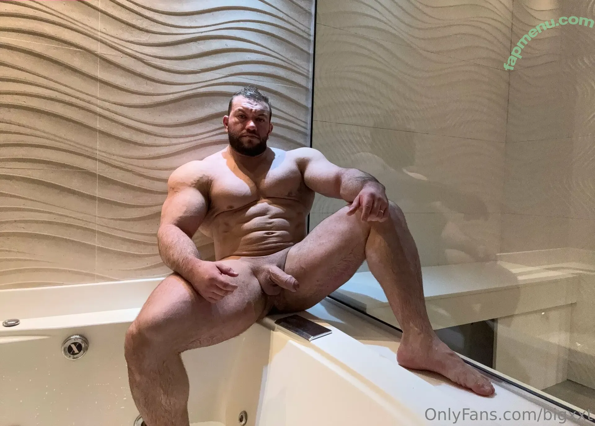 bigxxt nude photo #0002 (reel)