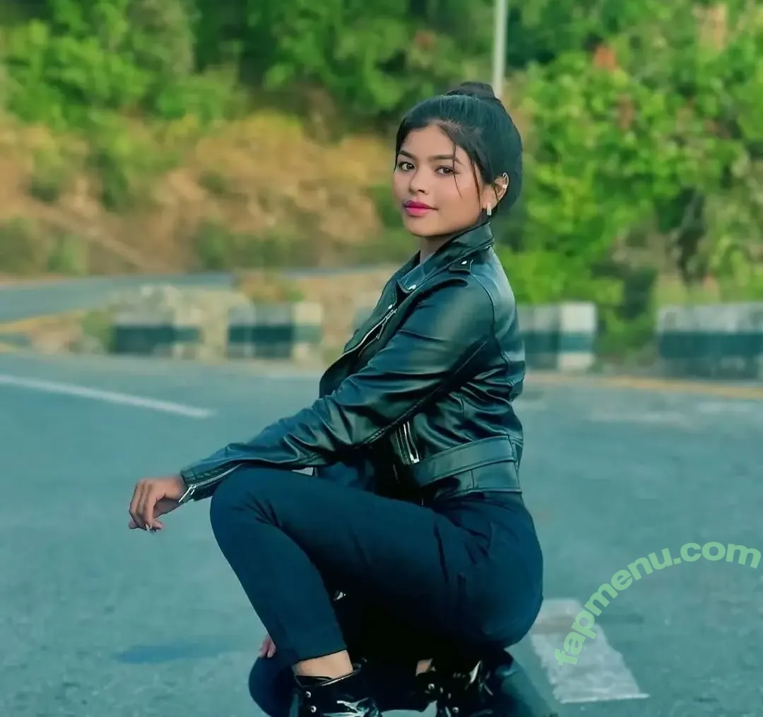 Bihar Stage nude photo #0006 (its_maya_magar__)