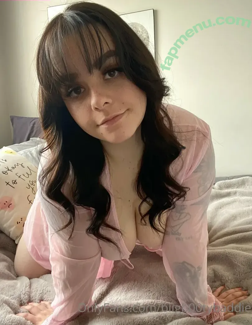 biigb00tybaddie nude photo #0023 (bigblydie)