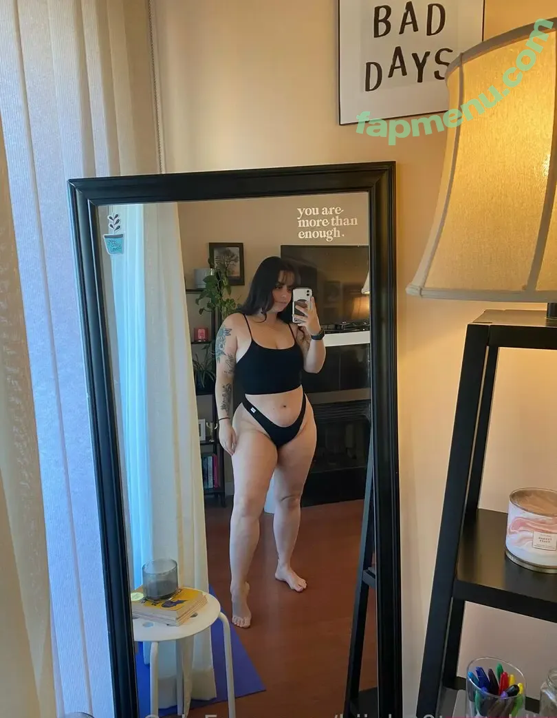 biigb00tybaddie nude photo #0067 (bigblydie)