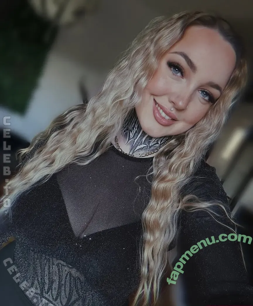 bikergirl_liza nude photo #0018 (la.lelu.1004837)