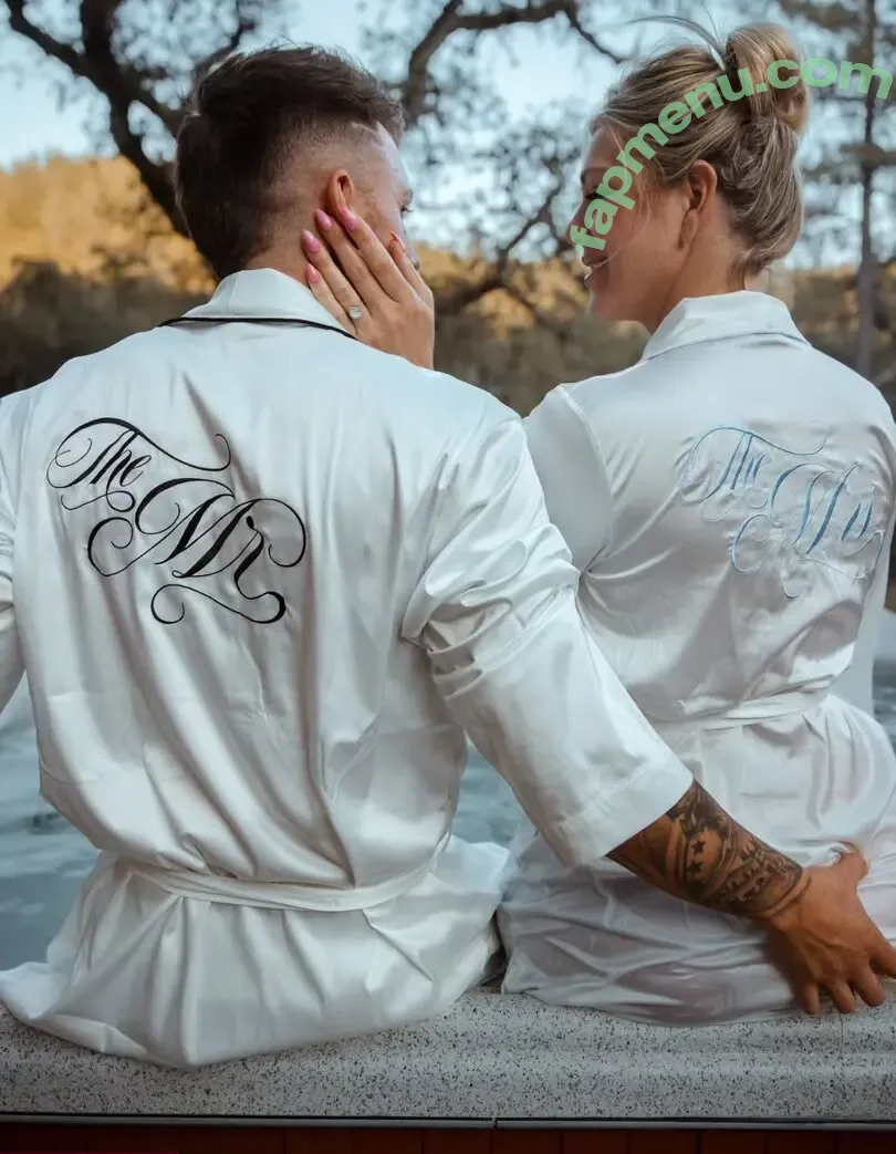 Bikinibee Kitana nude photo #0158 (bikinibee / bikinibeefit)