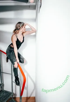 Bild21 nude photo #0198