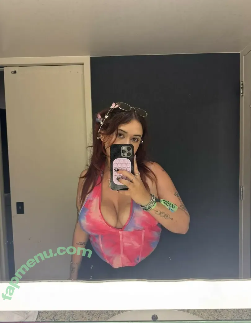 billhaders_wife nude photo #0025 (billfreakinghader / oliviabella)