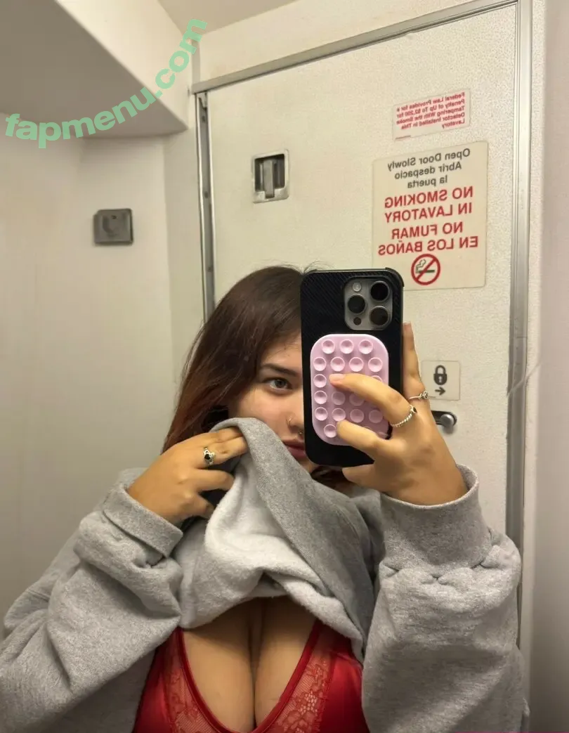 billhaders_wife nude photo #0042 (billfreakinghader / oliviabella)