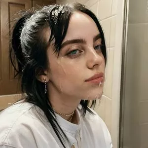 Billie Eilish / Fake / billieeilish nude photo #1942