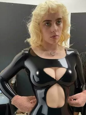 Billie Eilish / Fake / billieeilish nude photo #1998