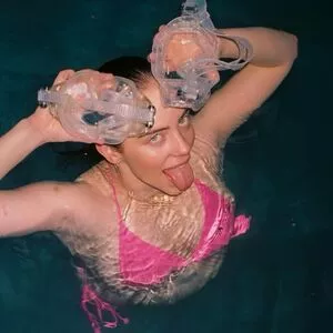 Billie Eilish / Fake / billieeilish nude photo #3059