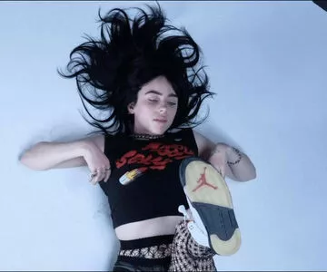 Billie Eilish / Fake / billieeilish nude photo #3108