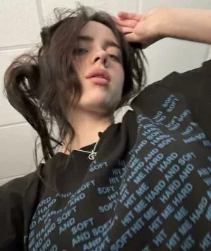 Billie Eilish / Fake / billieeilish nude photo #3110