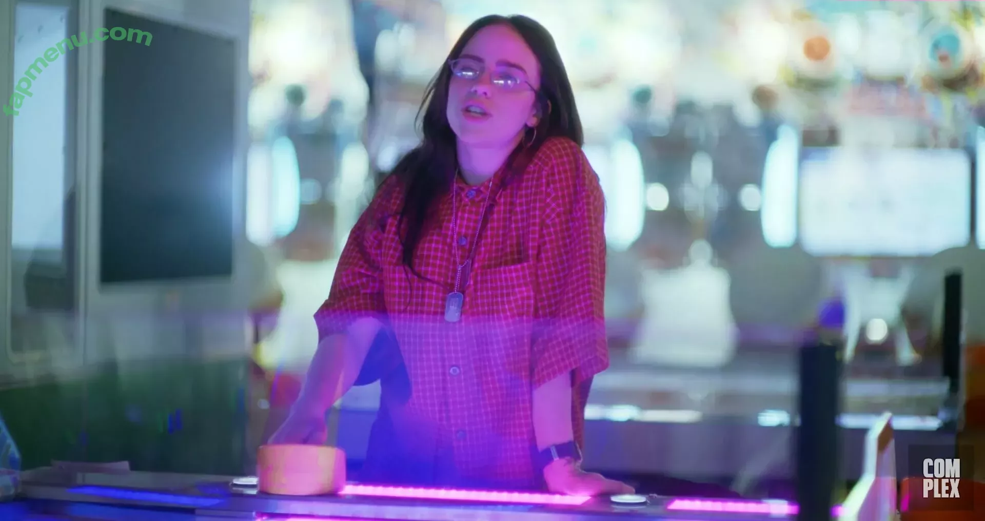 Billie Eilish nude photo #3431 (Fake / billeeilish / billieeilish)