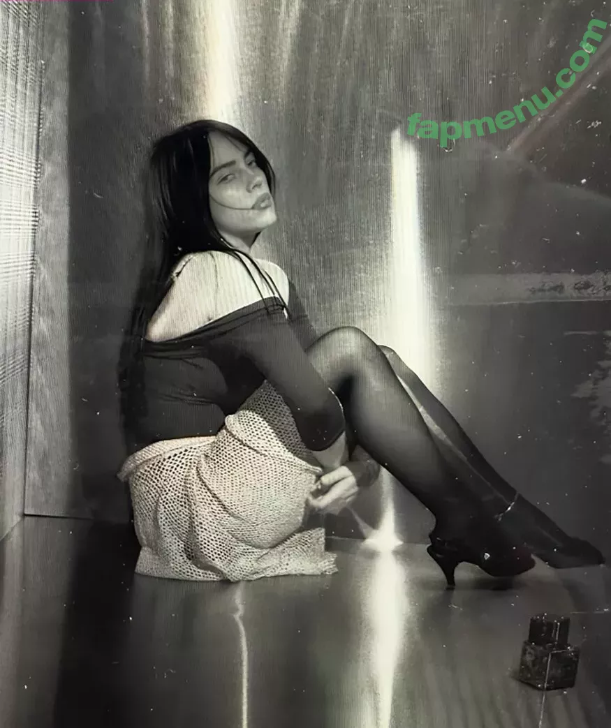 Billie Eilish nude photo #3501 (Fake / billeeilish / billieeilish)