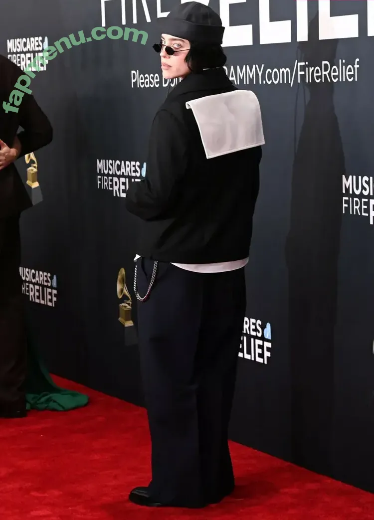 Billie Eilish nude photo #3781 (Fake / billeeilish / billieeilish)
