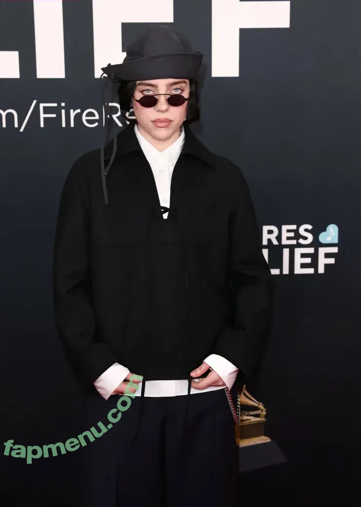 Billie Eilish nude photo #3782 (Fake / billeeilish / billieeilish)