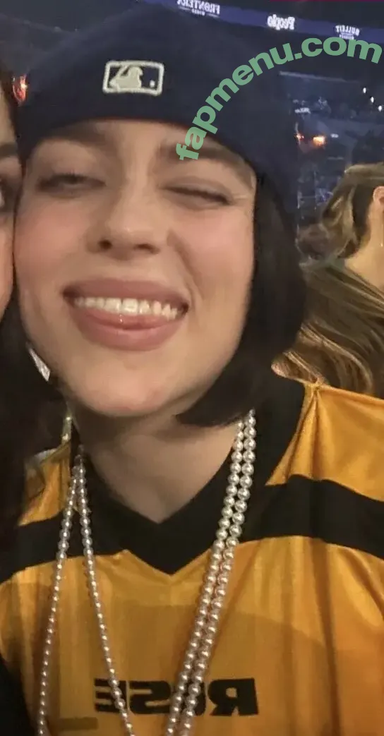 Billie Eilish nude photo #3788 (Fake / billeeilish / billieeilish)