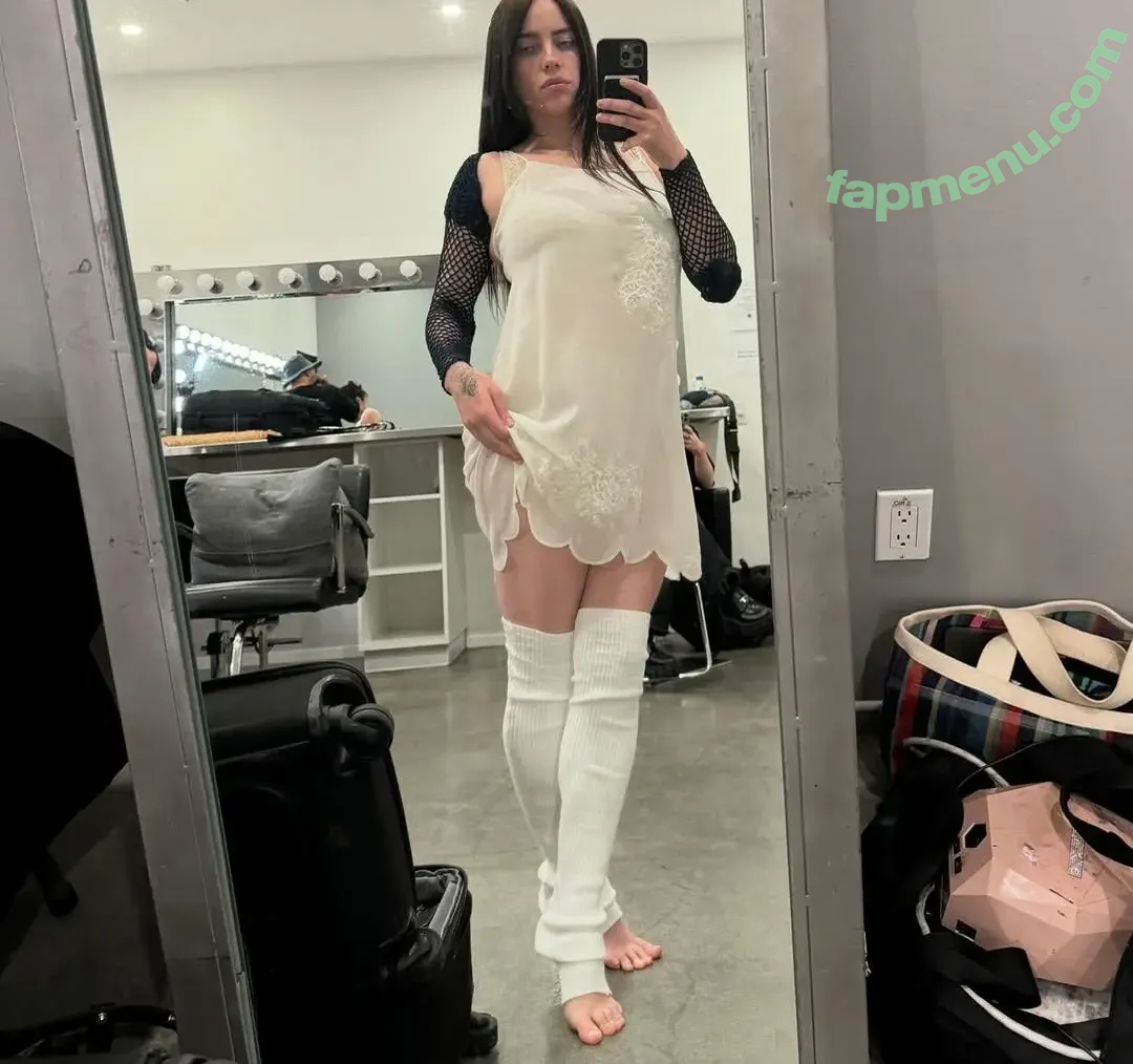 Billie Eilish nude photo #3815 (Fake / billeeilish / billieeilish)