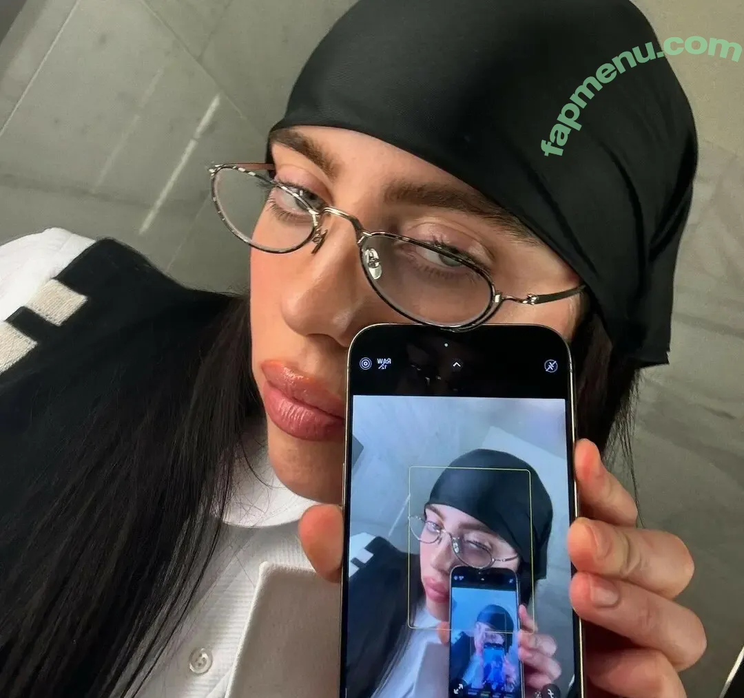 Billie Eilish nude photo #3821 (Fake / billeeilish / billieeilish)