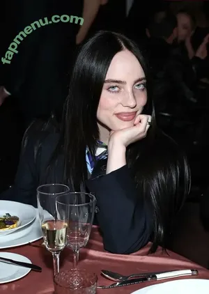 Billie Eilish / billieeilish nude photo #4319