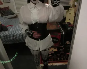 Billie Eilish / Fake / billeeilish / billieeilish nude photo #4327